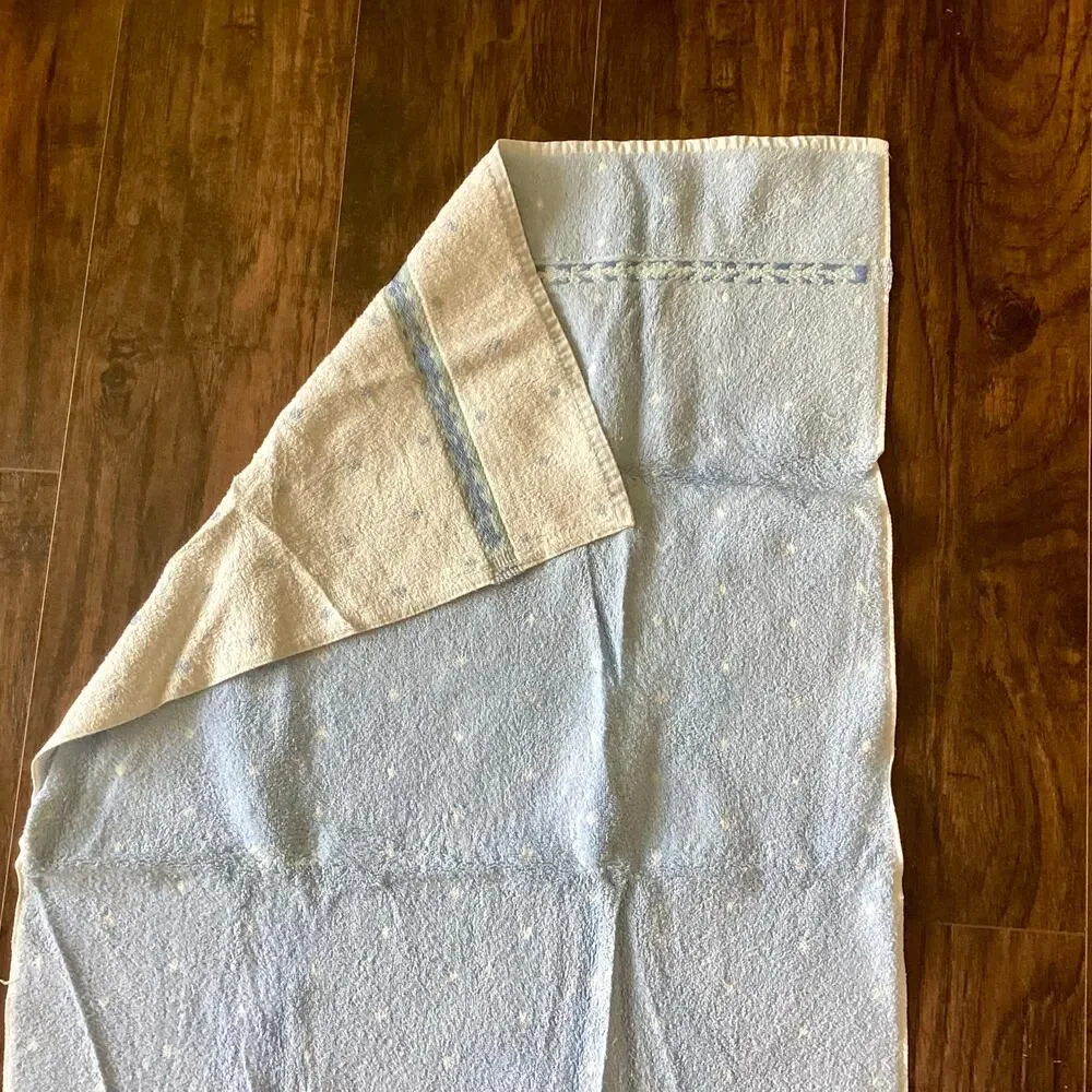 Vintage WestPoint Stevens Bath Towel